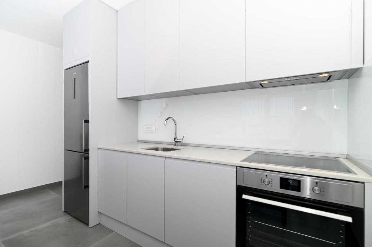 Apartment Laura, Free Parking, Balcony, 4 Ppl トロギール エクステリア 写真